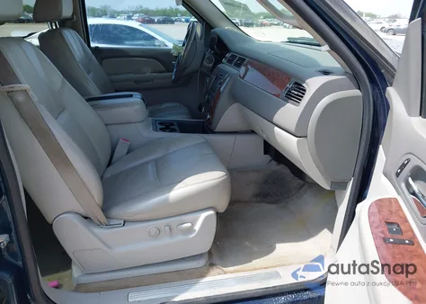 2007 Chevrolet Avalanche 1500 Lt from USA, damaged, VIN 3GNEC12037G219824